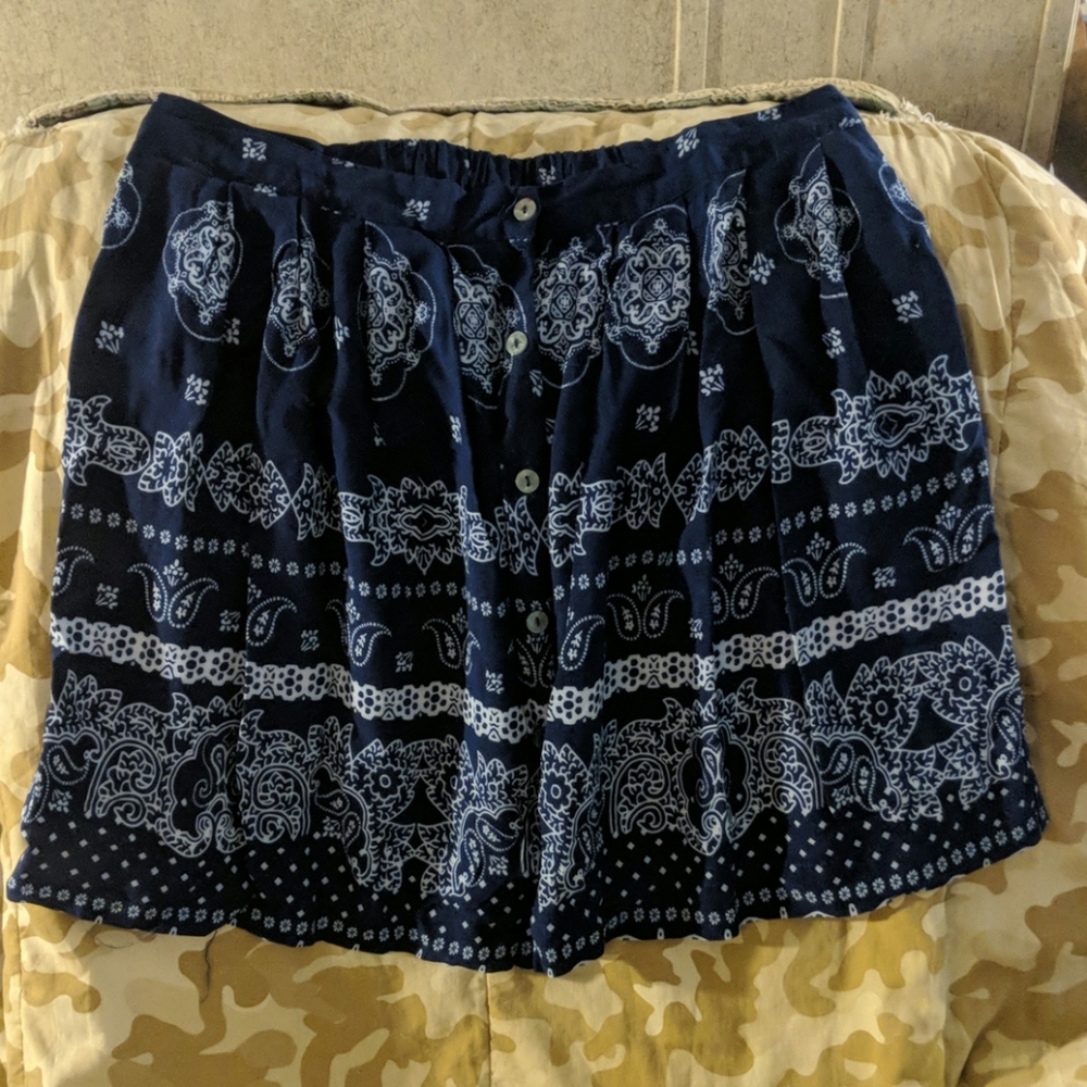 Xhilaration patterned skirt with buttons down fron